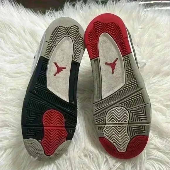 Jordan four what the for mid size 3 - Picture 6 of 7